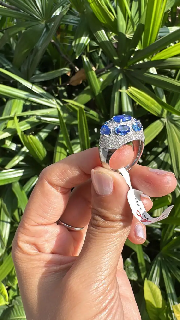 5.03 carats Ceylon Blue Sapphire Cocktail Ring - 18k White Gold Handmade Diamonds Ring