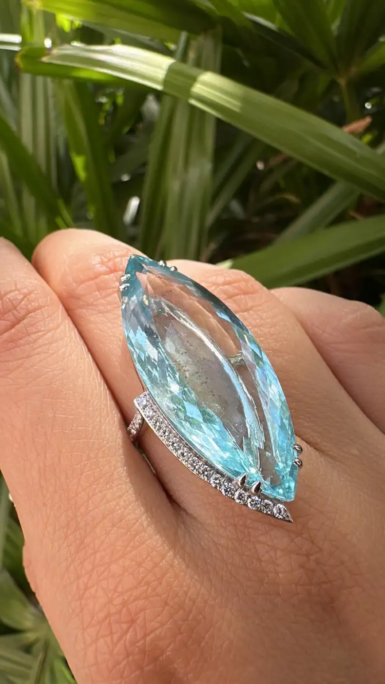 0.66 Ct. Round Cut Diamond Wedding Ring - 18k White Gold & 29.29 Ct. Aquamarine Gemstone Ring