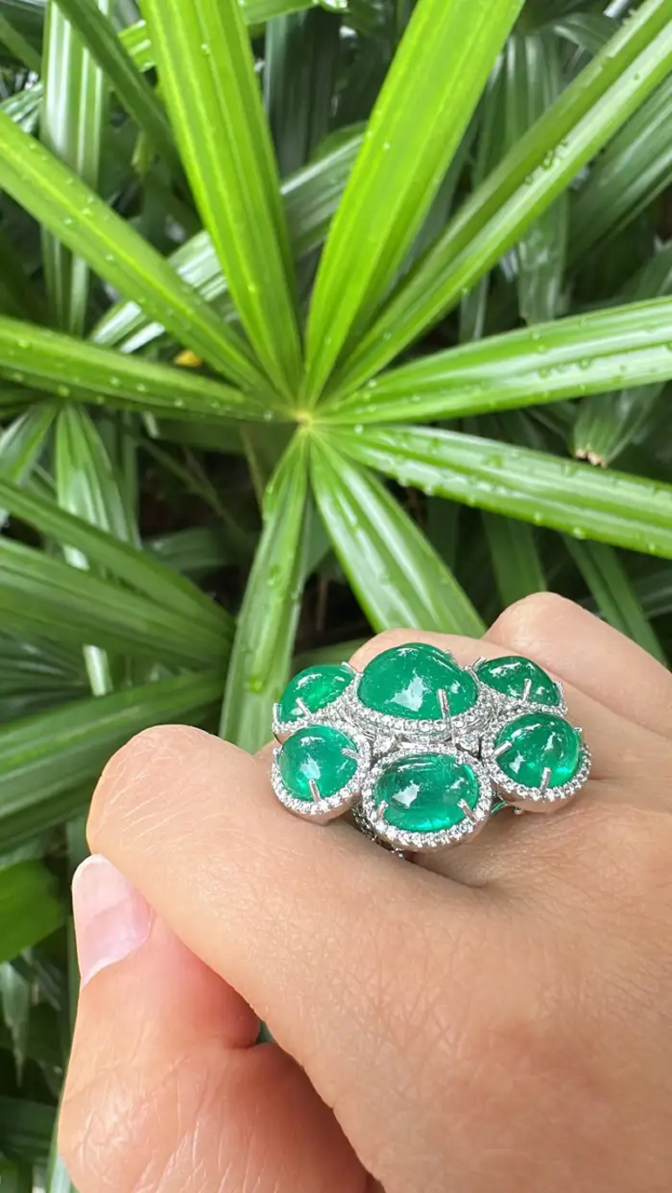 18k White Gold Diamond Statement Ring - Natural Cabochon Emerald Gemstone Ring