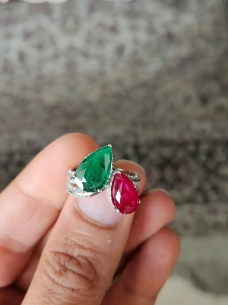 Natural Pear Shape Zambian Emerald & Mozambique Ruby Wedding Ring - 18k White Gold Diamond Ring
