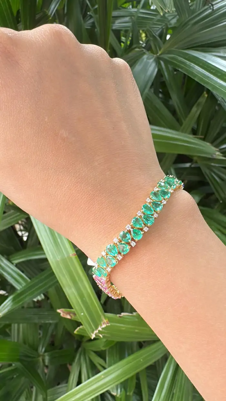 Natural Emerald, Tanzanite & Pink Sapphire Bracelet - 18k Yellow Gold Diamond Tennis Bracelet