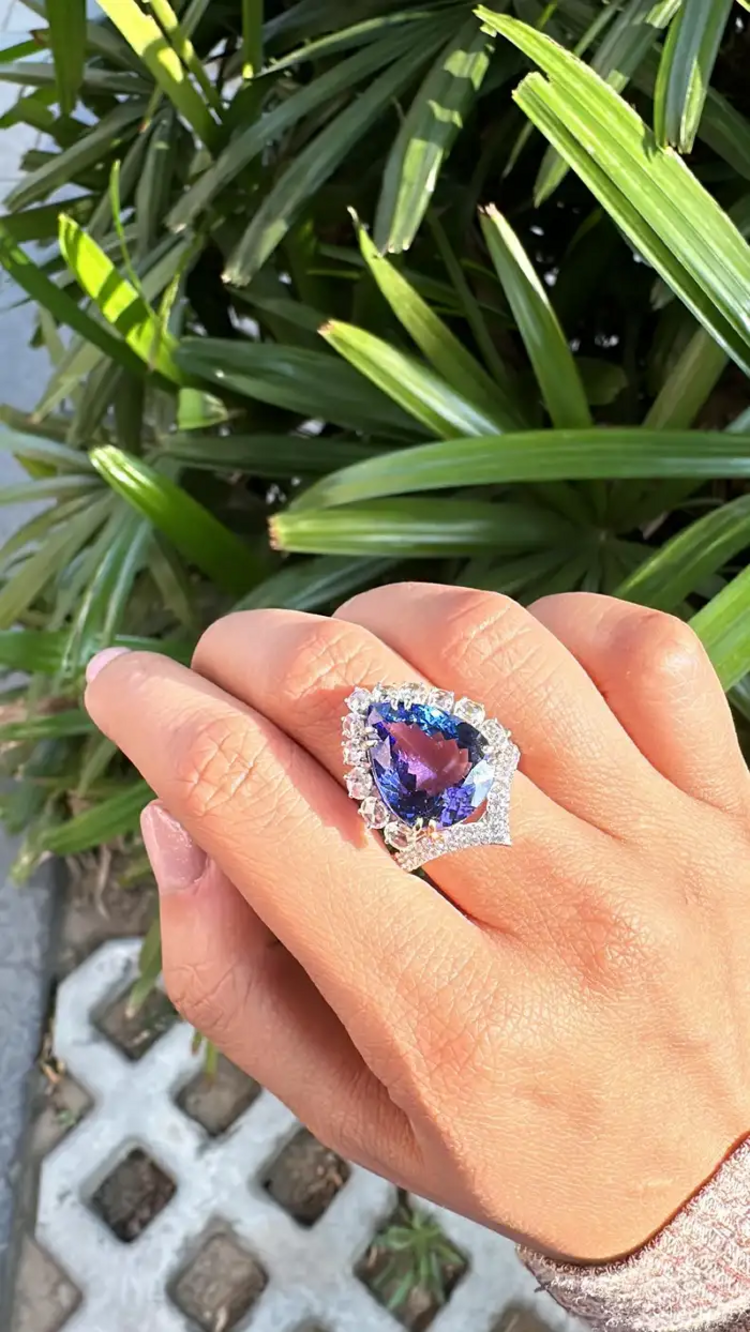 Natural Pear Tanzanite Gemstone Statement Ring - 18k White Gold Rose Cut Diamonds Women Ring