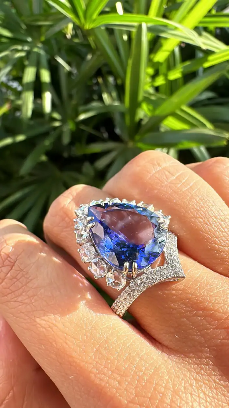 Natural Pear Tanzanite Gemstone Statement Ring - 18k White Gold Rose Cut Diamonds Women Ring