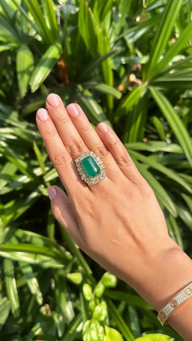 Zambian Emerald Cocktail Ring - 18k Yellow Gold Handmade Ring - Gold Yellow Diamond Wedding Ring
