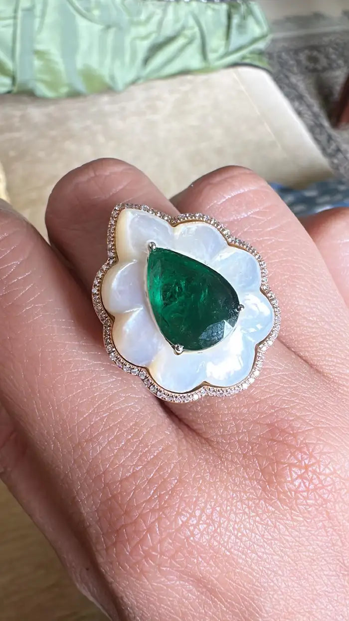 Natural Zambian Emerald & Mother of Pearl Cocktail Ring - 18k Yellow Gold Diamond Wedding Ring