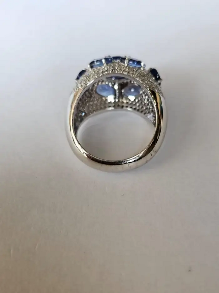 5.03 carats Ceylon Blue Sapphire Cocktail Ring - 18k White Gold Handmade Diamonds Ring