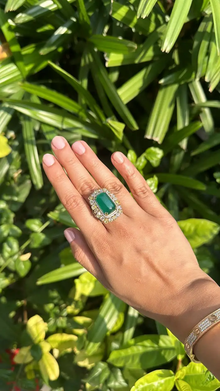 Zambian Emerald Cocktail Ring - 18k Yellow Gold Handmade Ring - Gold Yellow Diamond Wedding Ring