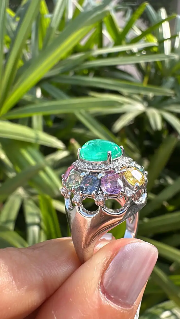 18k White Gold Handmade Diamond Ring - Natural Multi Sapphire, Colombian Emerald Dome Ring