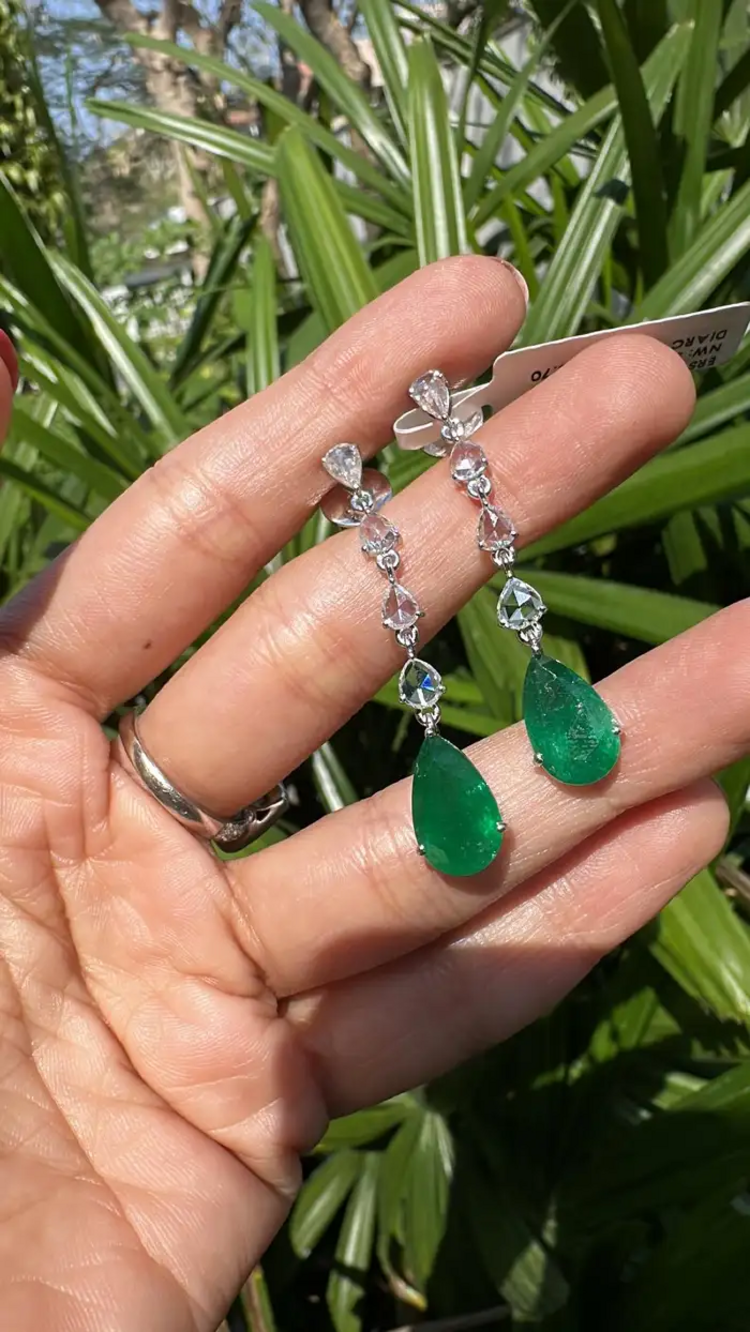 18k White Gold Diamond Dangle Earrings - Natural Pear Shape Zambian Emerald Earrings - Rose Cut Diamonds Earrings