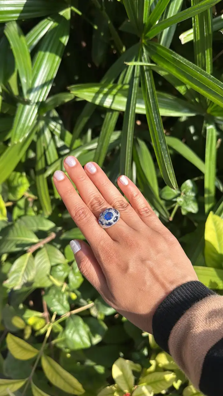 5.03 carats Ceylon Blue Sapphire Cocktail Ring - 18k White Gold Handmade Diamonds Ring
