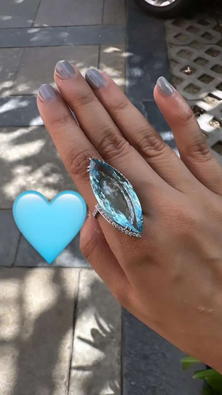 0.66 Ct. Round Cut Diamond Wedding Ring - 18k White Gold & 29.29 Ct. Aquamarine Gemstone Ring