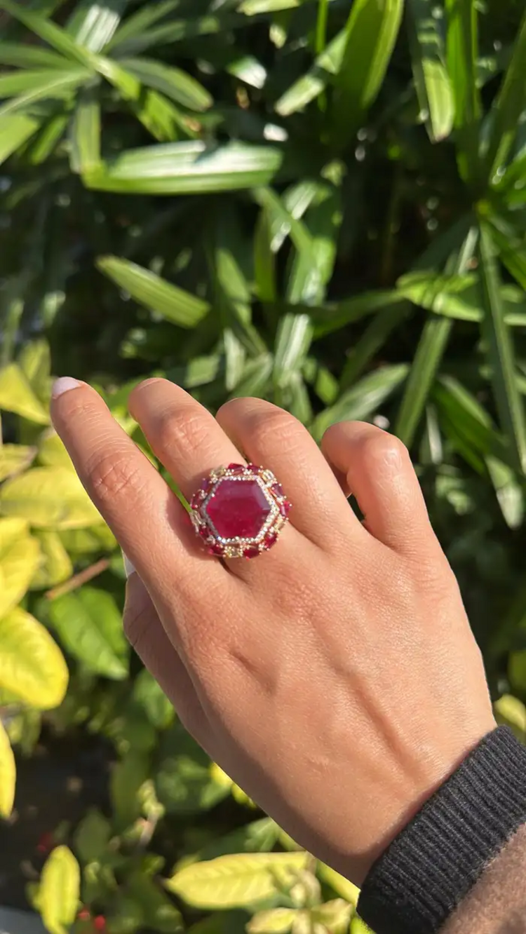 9.06 Ct Mozambique Ruby Cocktail Ring - 18k Yellow Gold Handmade Yellow Diamond Wedding Ring