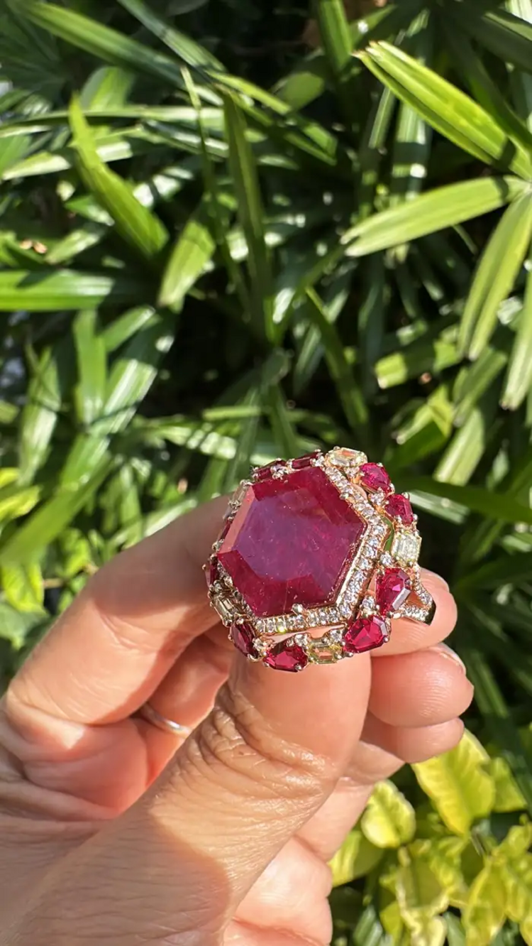 9.06 Ct Mozambique Ruby Cocktail Ring - 18k Yellow Gold Handmade Yellow Diamond Wedding Ring