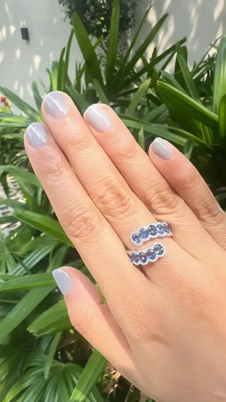 18k White Gold Handmade Ring - Natural Ceylon Blue Sapphire & Diamond Ring