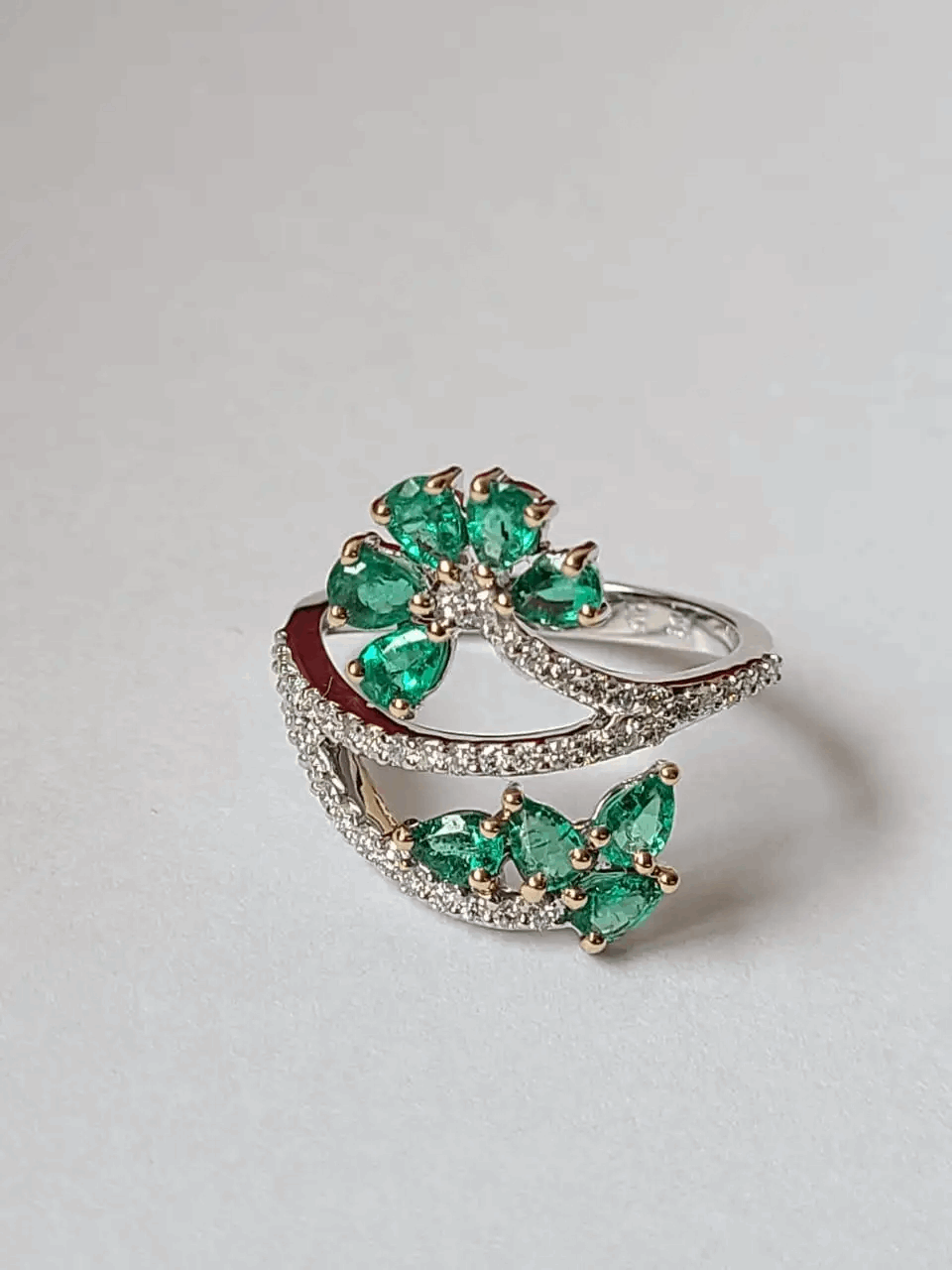 Set in 18K Gold, 1.13 Carats, Natural Zambian Emerald & Diamonds Cocktail Ring