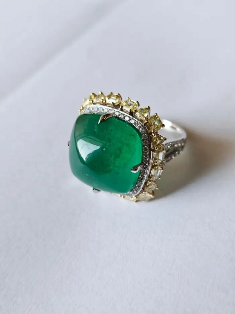18k White Gold Statement Ring With Yellow Diamond - Natural Zambian Emerald Cocktail Ring