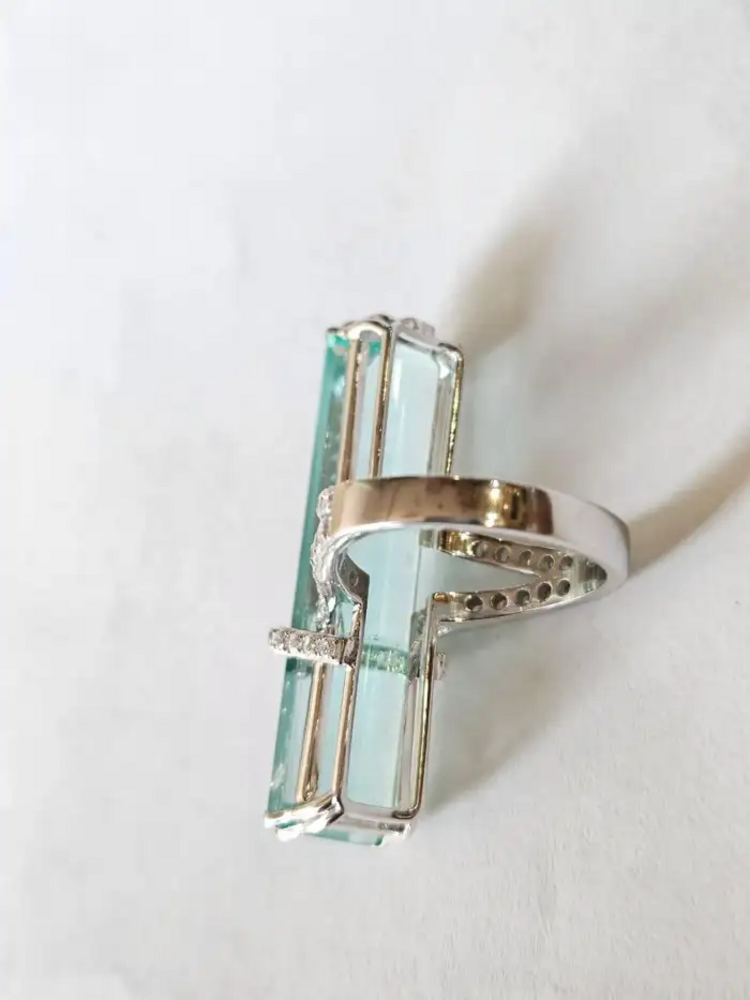 Natural Emerald & Rose Cut Diamond Wedding Ring - 18k White Gold Diamond Ring