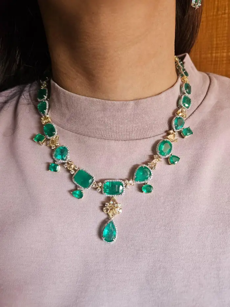 84.76 carats, Zambian Emeralds & Yellow Rose Cut Diamonds Necklace & Earrings