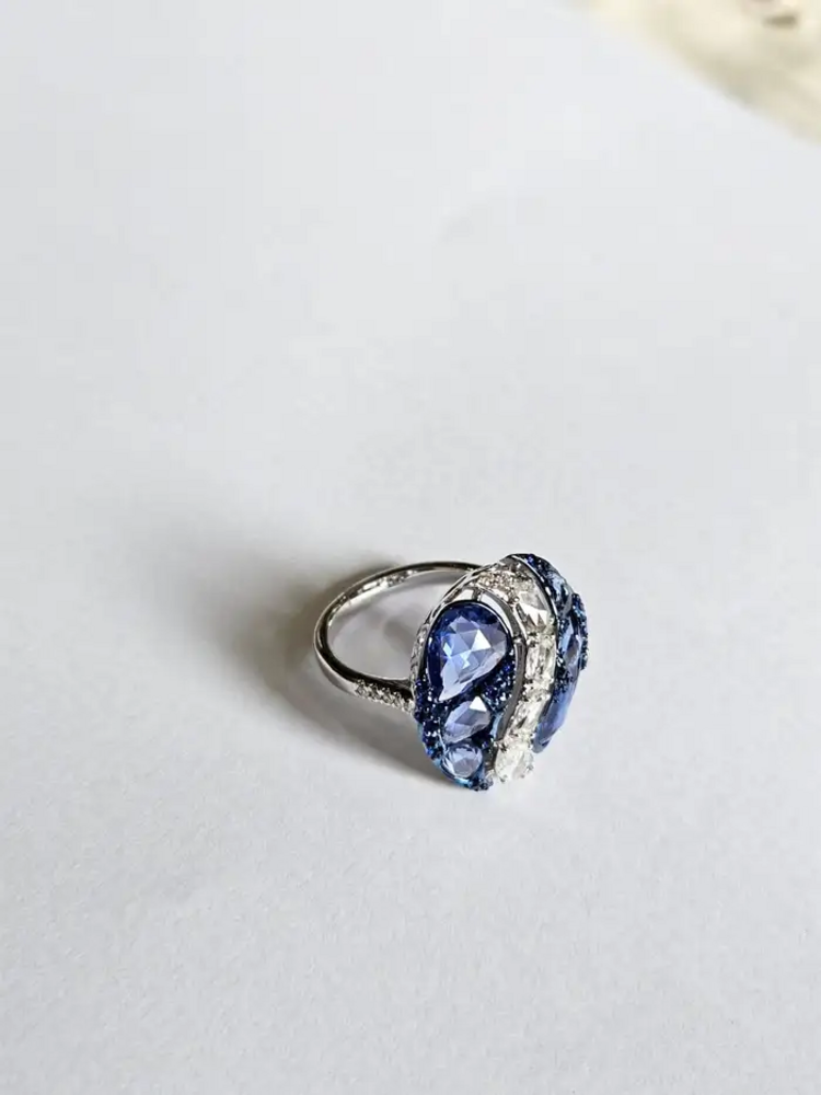 Natural Blue Sapphire Statement Ring - 18k White Gold & Rose Cut Diamond Cocktail Ring