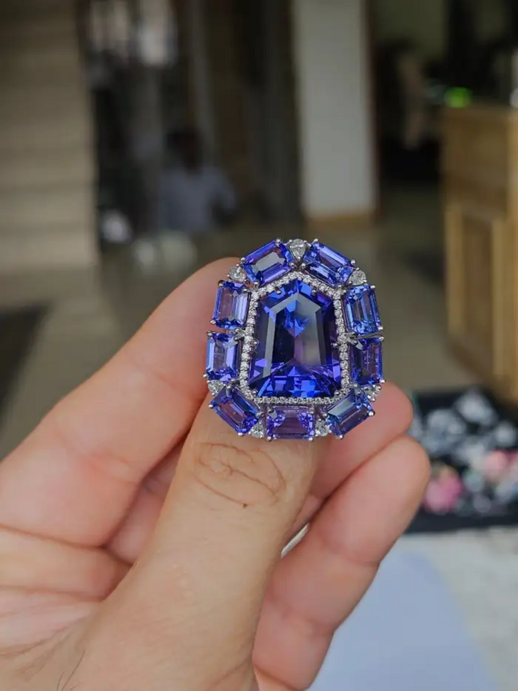 Natural Tanzanite & Rose Cut Diamond Cocktail Ring - 18k White Gold Diamond Wedding Ring