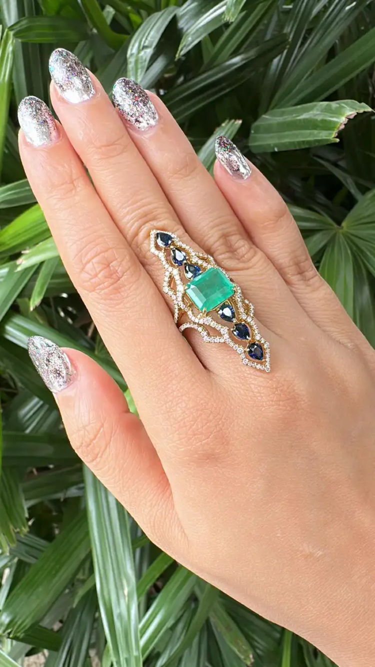 18k Yellow Gold Diamond Handmade Ring - Natural Colombian Emerald & Blue Sapphire Cocktail Ring
