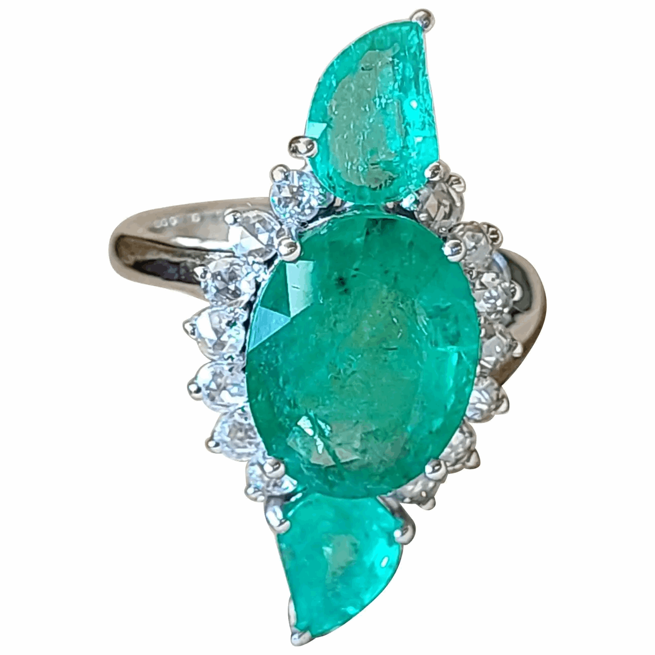 Natural Emerald and Diamond Rose Cut Ring Set in 18 Karat Gold
