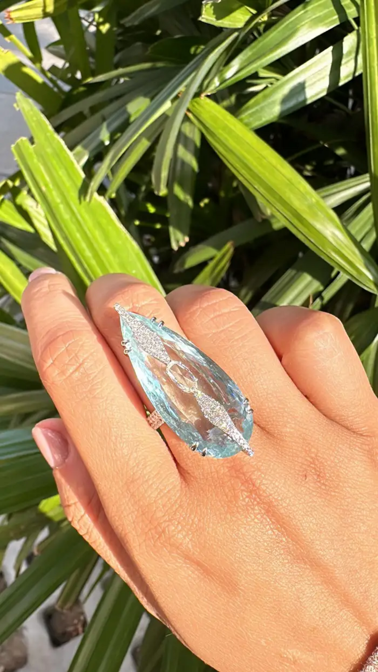 30.03 Ct Pear Shape Aquamarine Gold Ring - 18k White Gold Rose Cut Diamond Ring