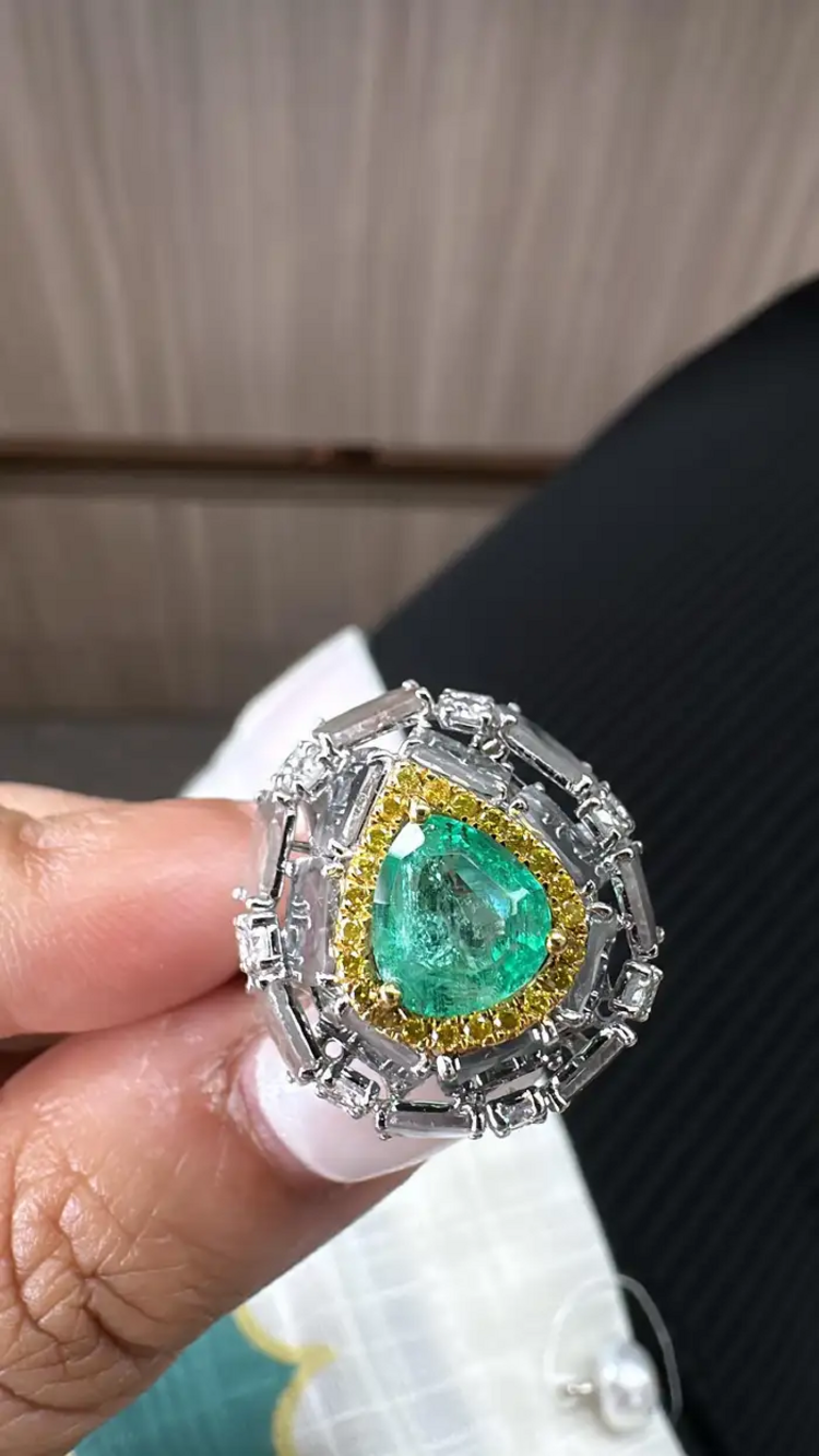 Natural Colombian Emerald & Slice Diamond Wedding Ring - 18k White Gold Ring