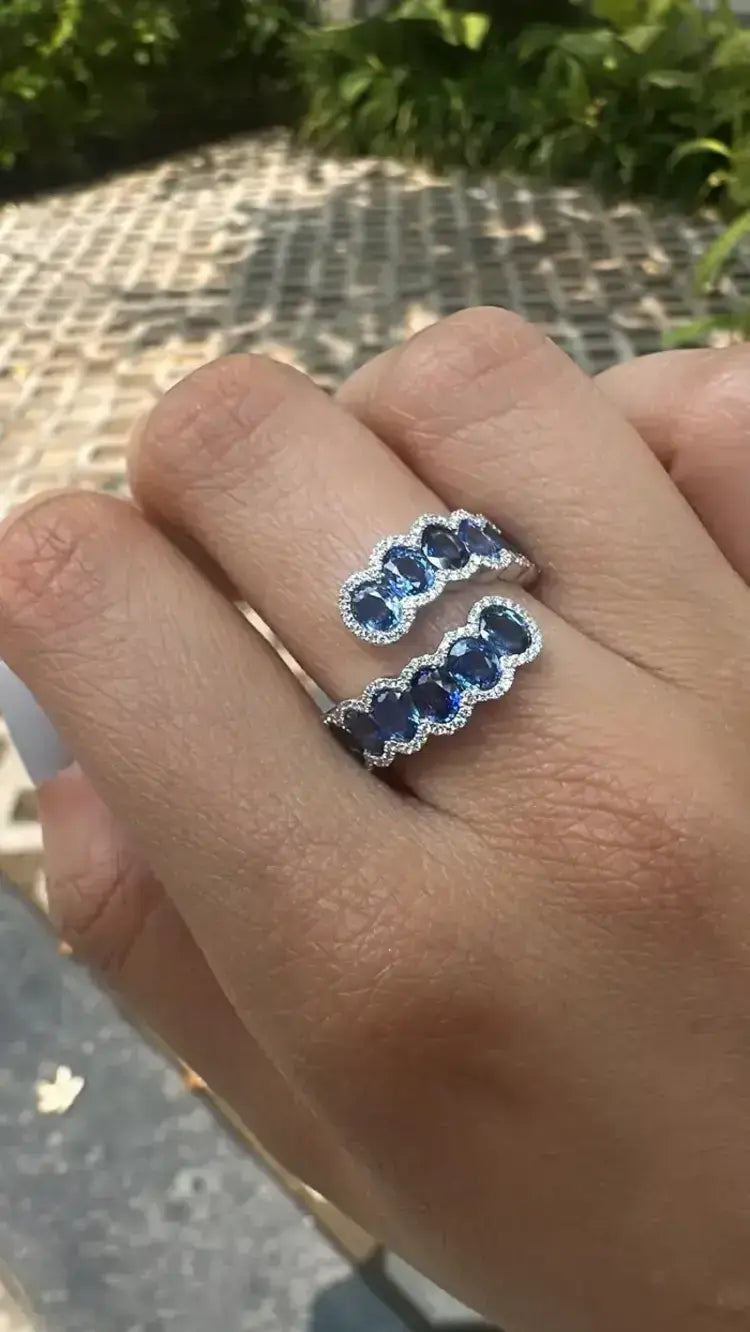 18k White Gold Handmade Ring - Natural Ceylon Blue Sapphire & Diamond Ring