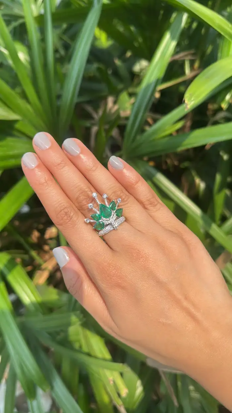 18k White Gold Diamond Crown Ring - Natural 3.80 Ct Zambian Emerald Wedding Ring
