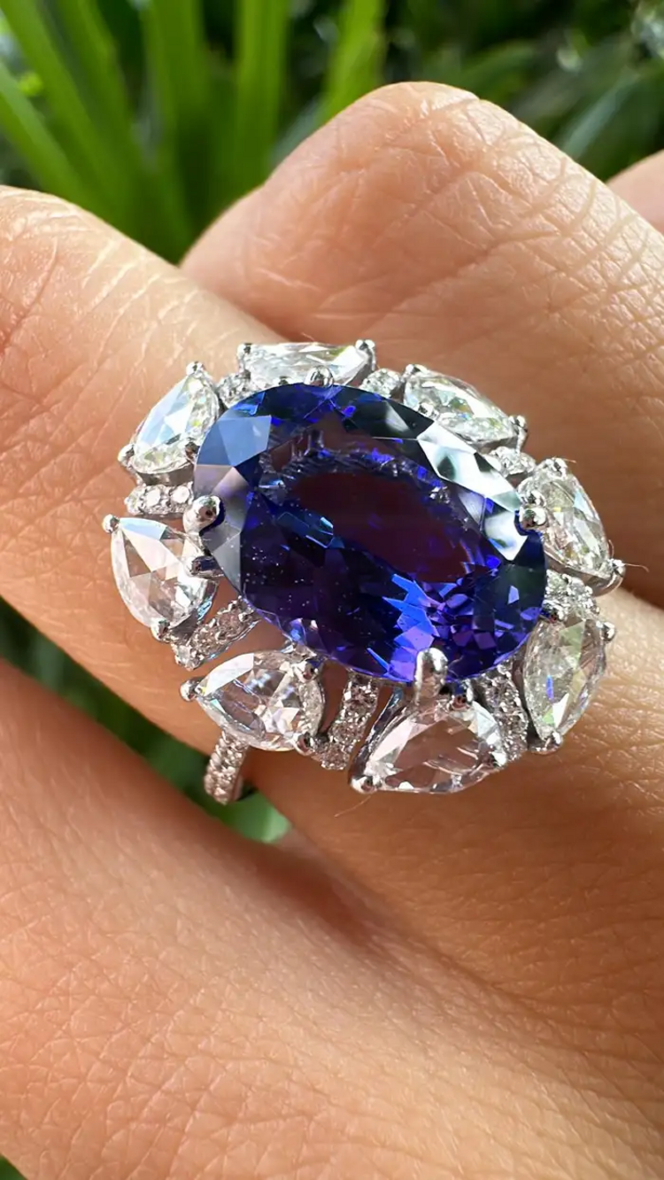18k White Gold Diamond Ring | Natural Tanzanite Gemstone Cocktail Ring | Wedding Ring