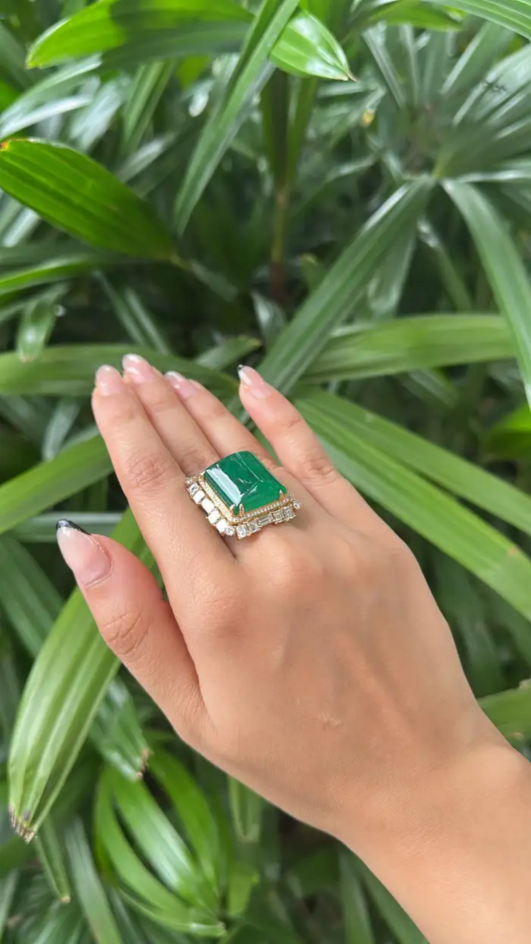 Natural 25.21 Ct. Zambian Emerald Statement Ring - 18k Yellow Gold Wedding Ring With Yellow Diamonds