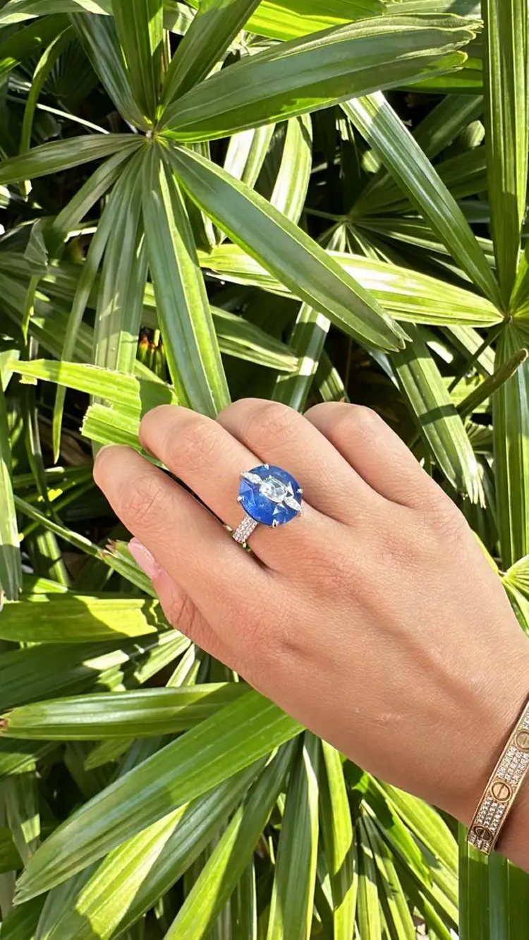 13.38 Ct. Round Cut Blue Sapphire Gemstone Ring - 18k White Gold Wedding With Rose Cut Diamonds