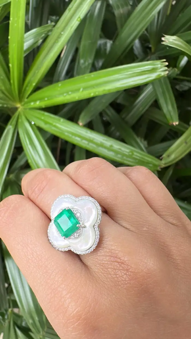 Natural Zambian Emerald Gold Ring - 18k White Gold Diamond & Mother Of Pearl Wedding Ring