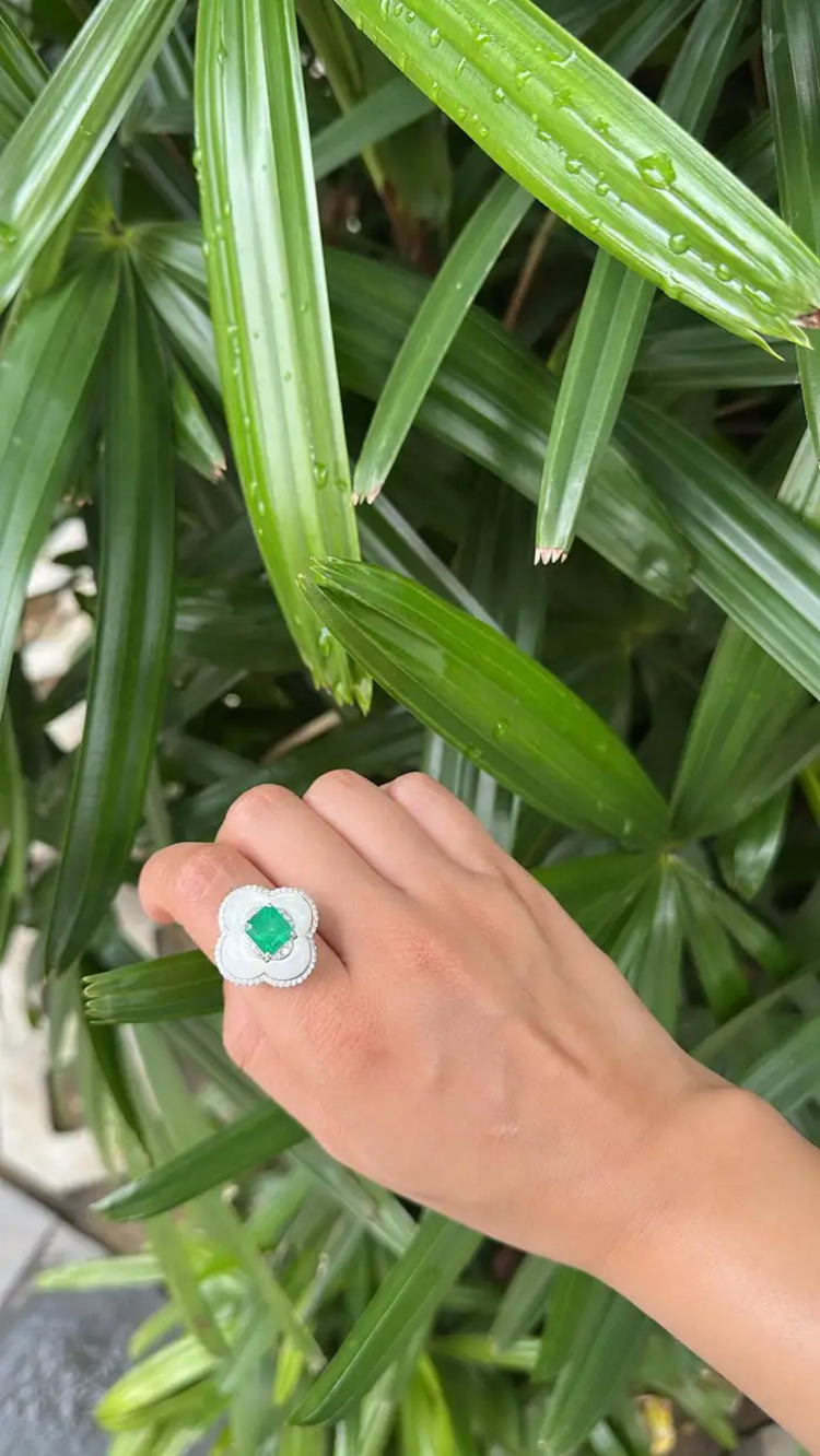 Natural Zambian Emerald Gold Ring - 18k White Gold Diamond & Mother Of Pearl Wedding Ring