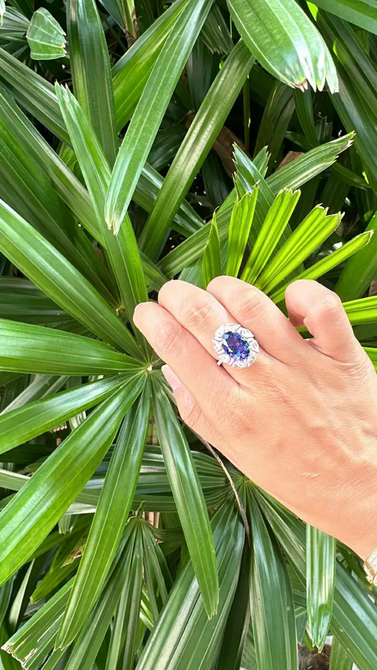 18k White Gold Diamond Ring | Natural Tanzanite Gemstone Cocktail Ring | Wedding Ring