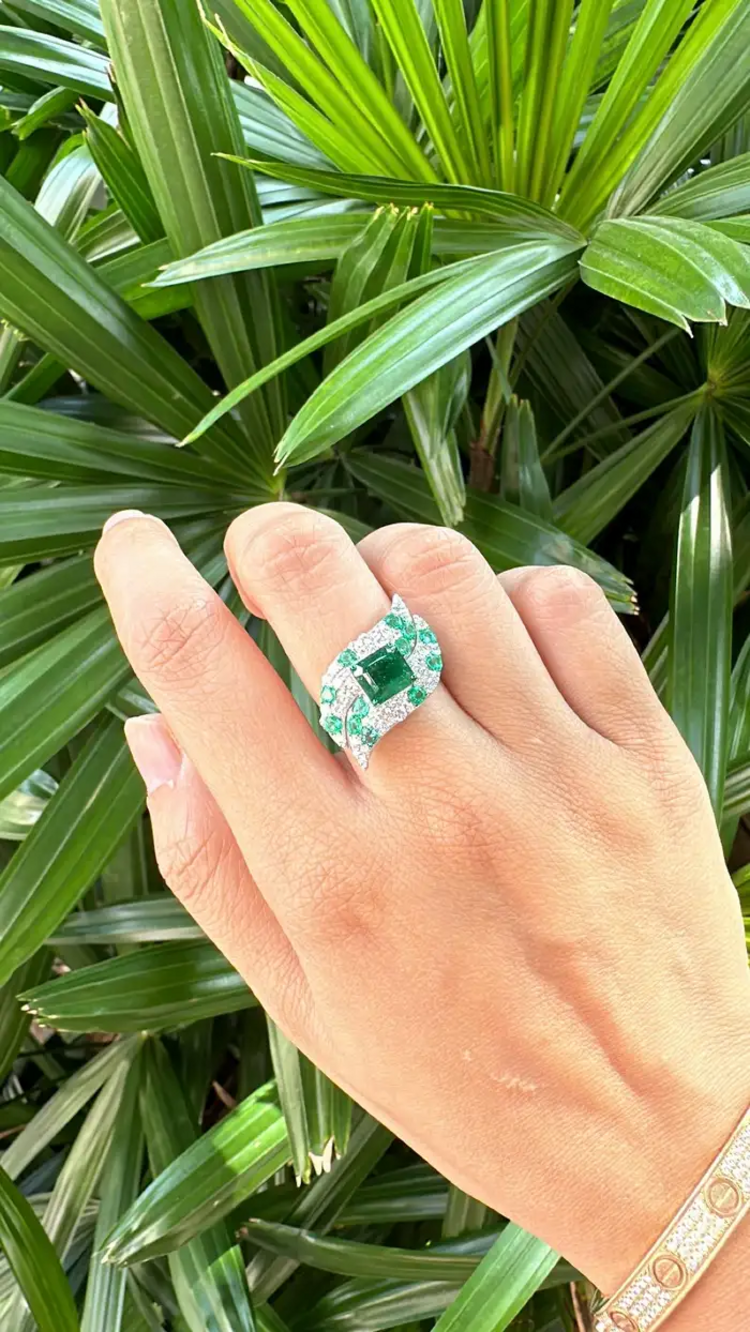 18k White Gold 1.17 Ct. Diamond Engagement Ring Natural Zambian Emerald Gemstone Women Jewelry