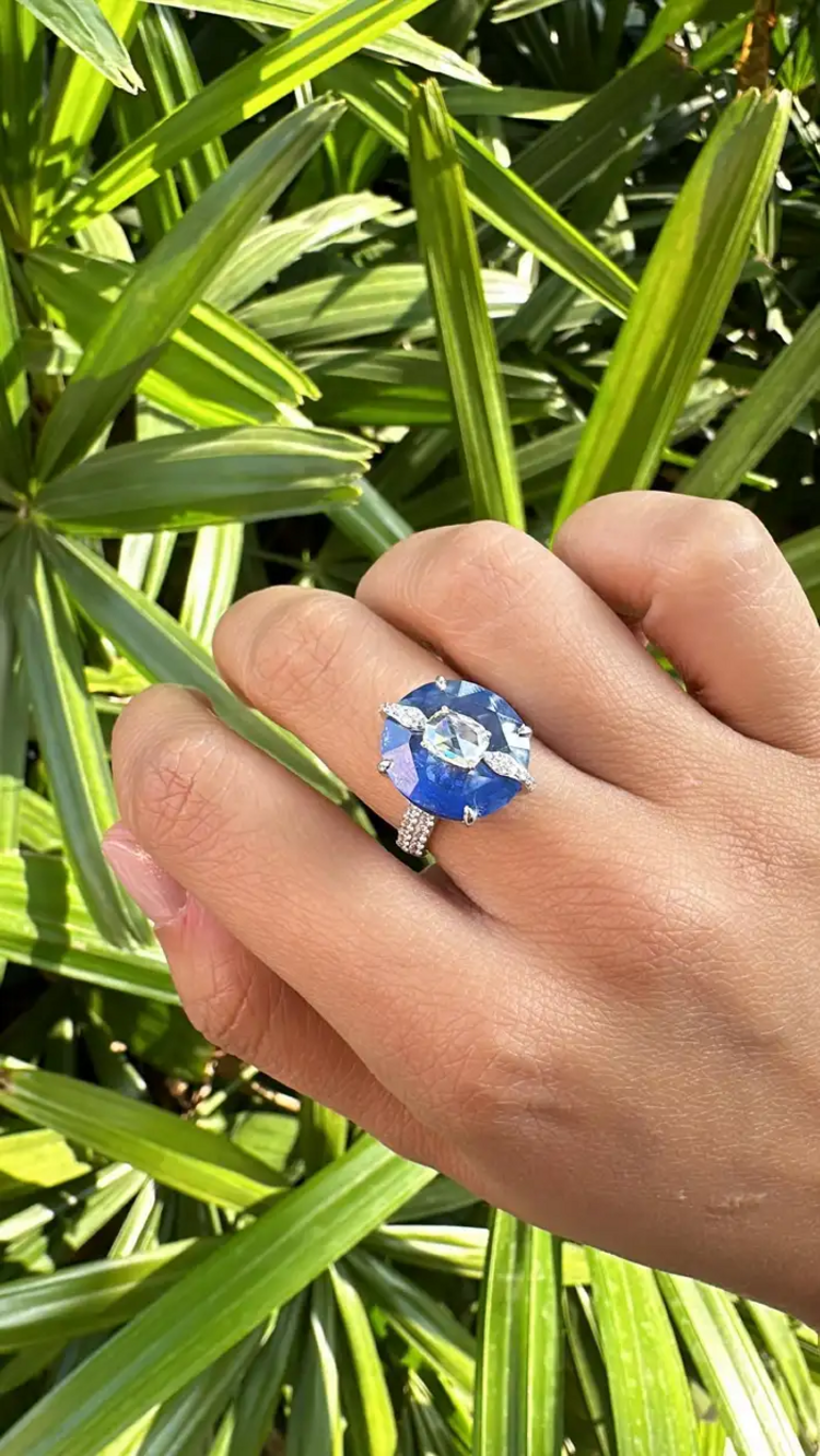 13.38 Ct. Round Cut Blue Sapphire Gemstone Ring - 18k White Gold Wedding With Rose Cut Diamonds
