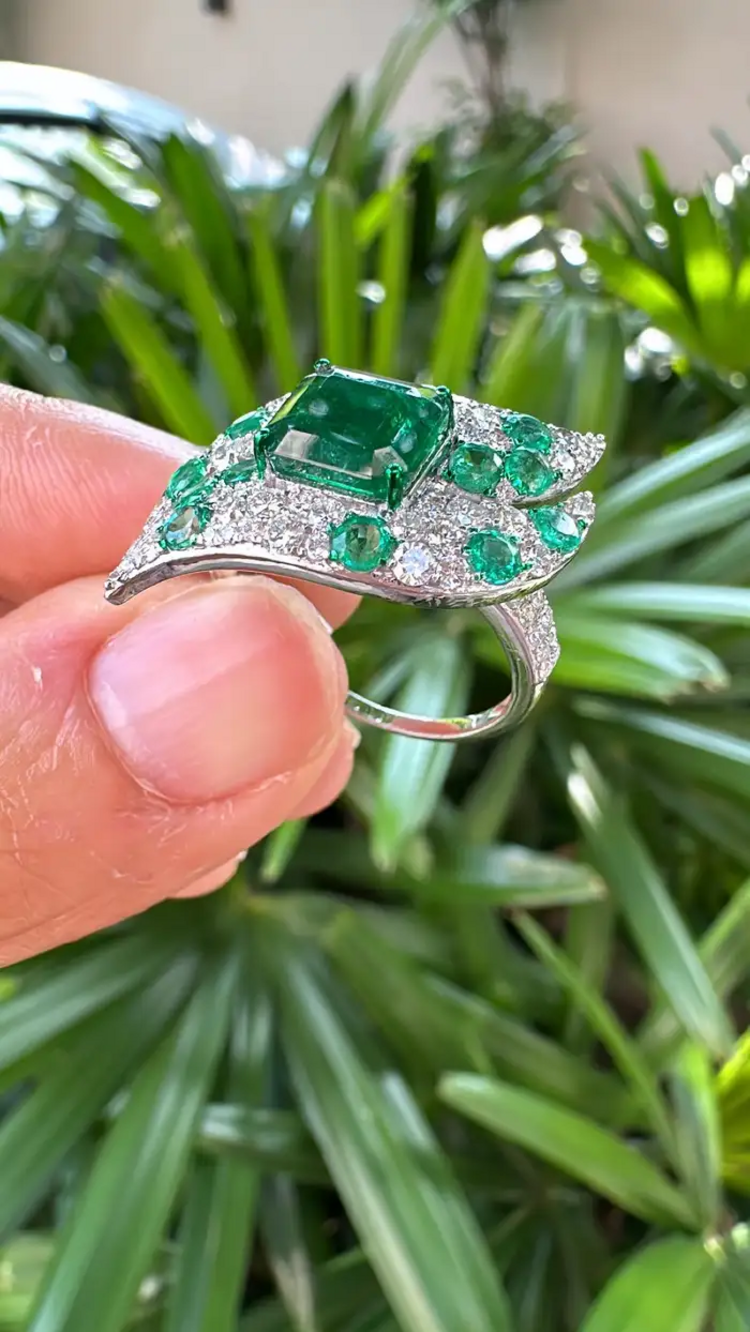 18k White Gold 1.17 Ct. Diamond Engagement Ring Natural Zambian Emerald Gemstone Women Jewelry