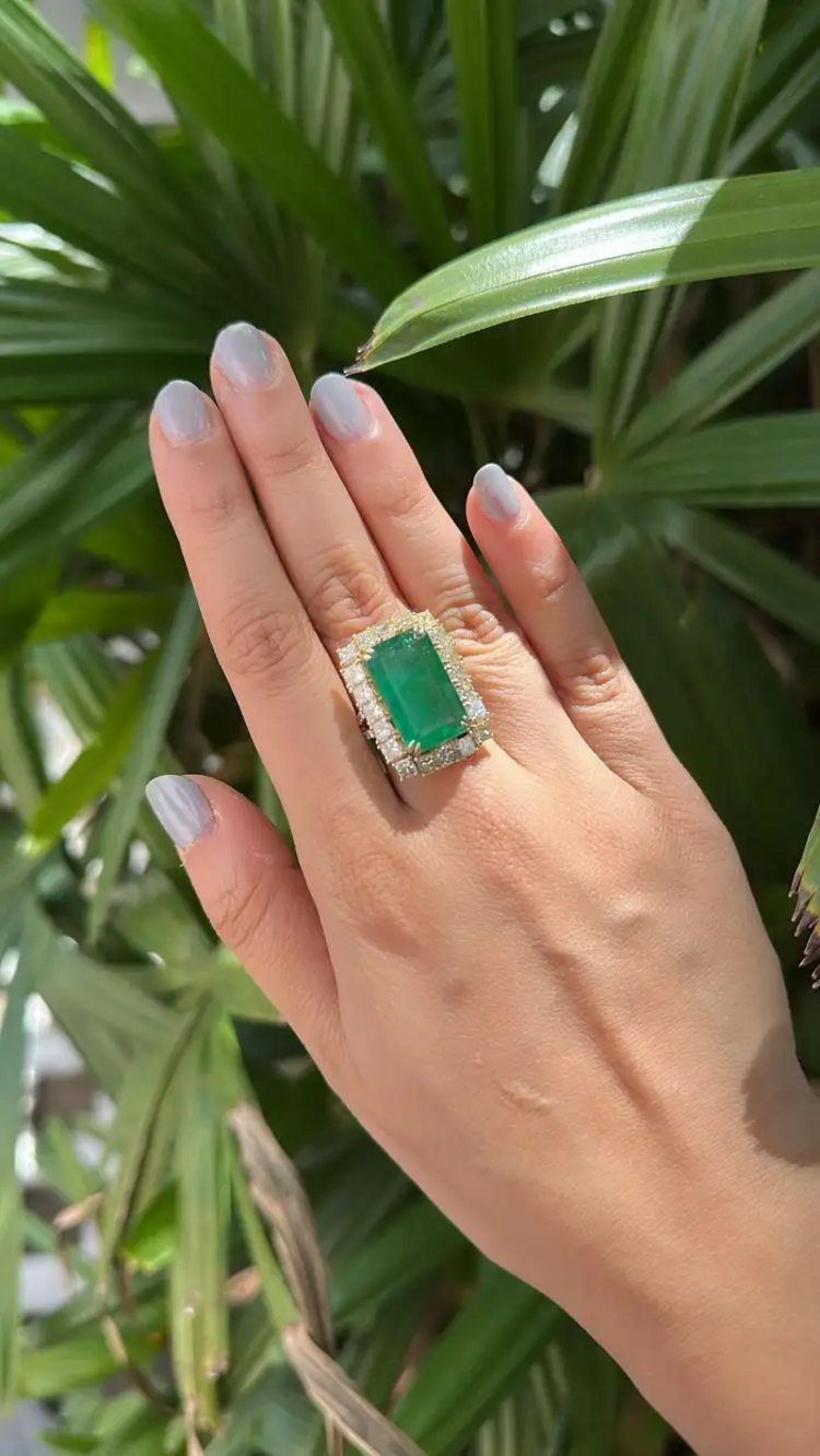 Natural Zambian Emerald Engagement Ring - 18k Yellow Gold & Yellow Diamond Beautiful Wedding Ring