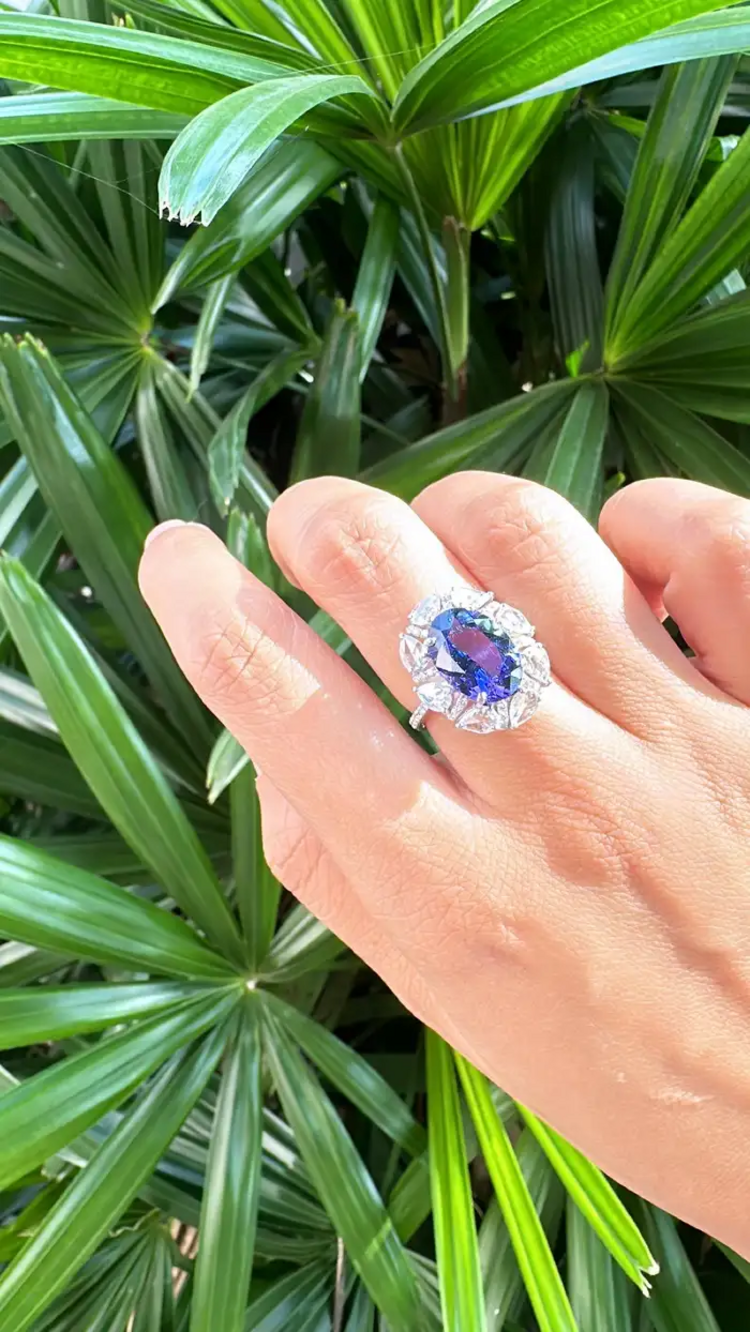 18k White Gold Diamond Ring | Natural Tanzanite Gemstone Cocktail Ring | Wedding Ring