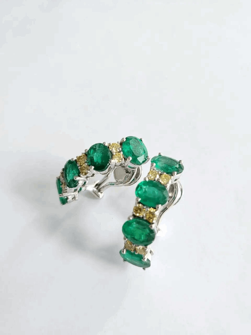 emerald earring