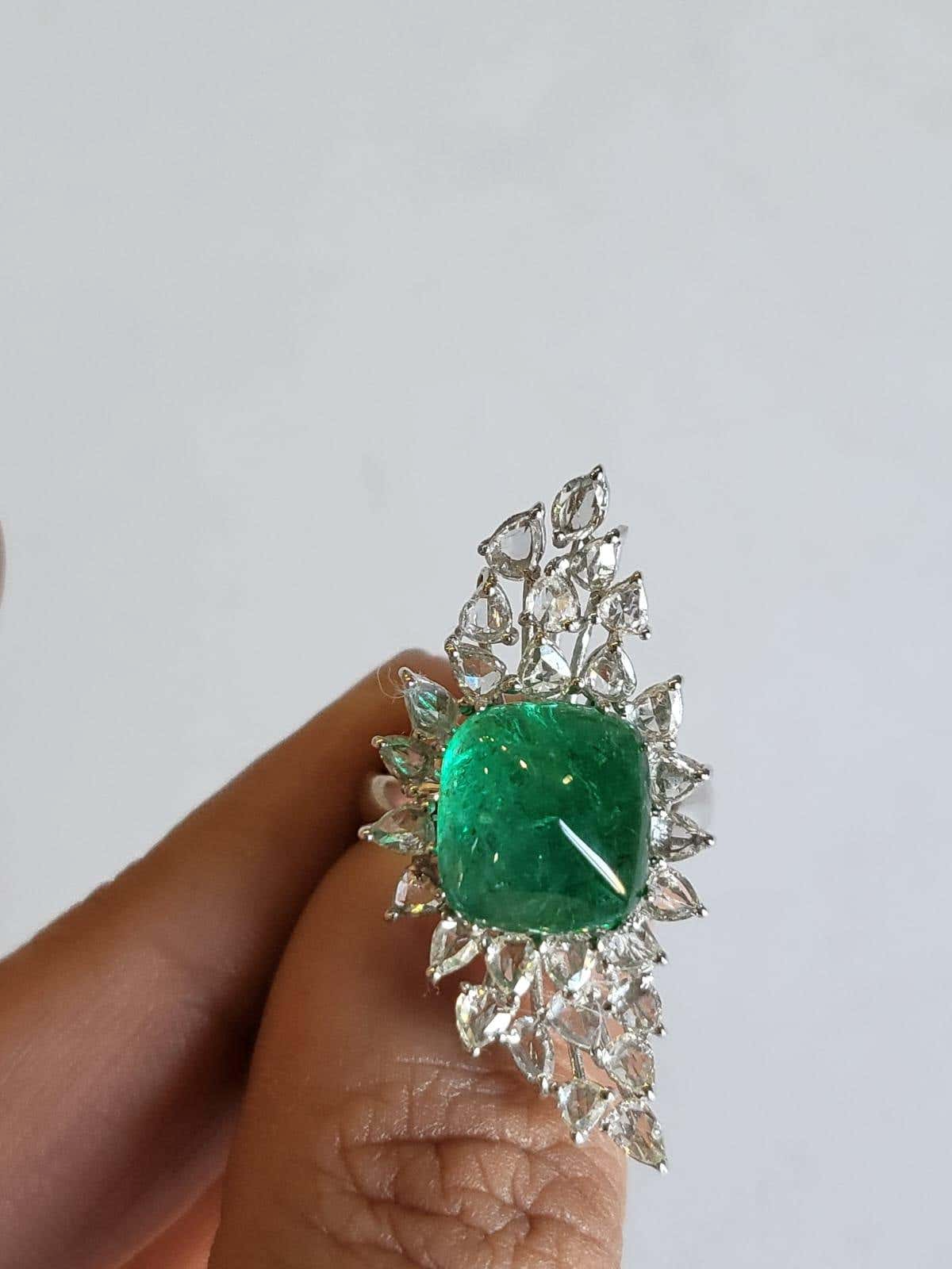 emerald ring for party
