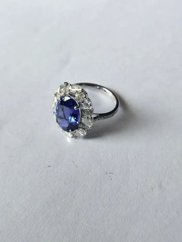 18k White Gold Diamond Ring | Natural Tanzanite Gemstone Cocktail Ring | Wedding Ring