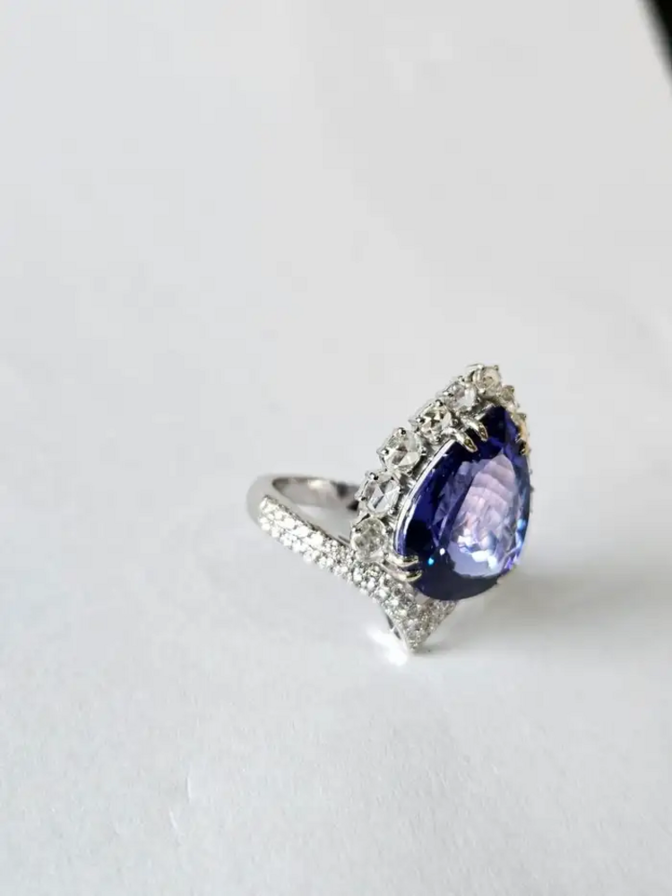 Natural Pear Tanzanite Gemstone Statement Ring - 18k White Gold Rose Cut Diamonds Women Ring