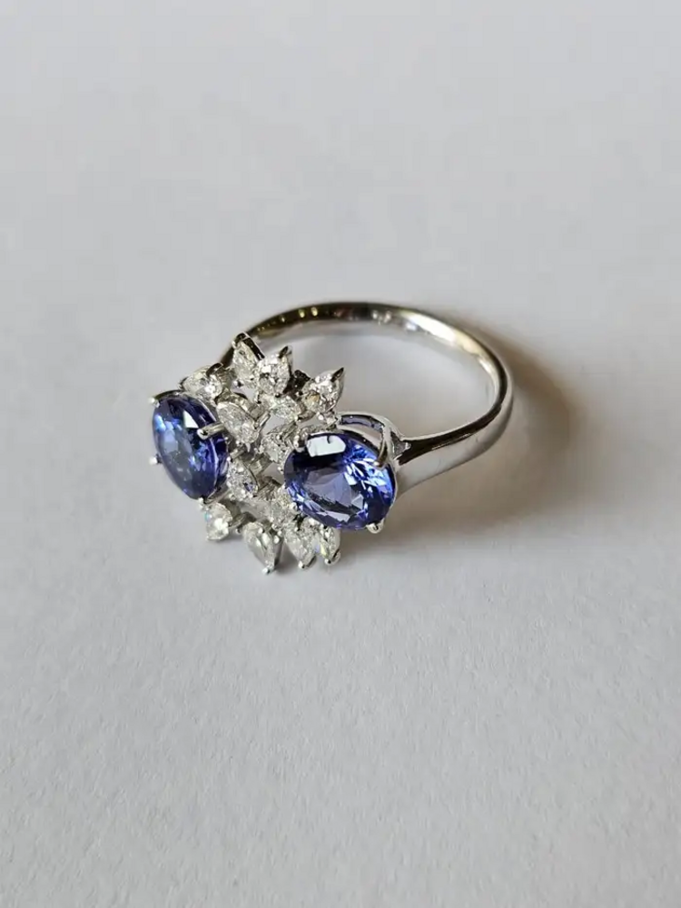 Natural Tanzanite Gemstone & Diamond Wedding Ring - 18k White Gold Handmade Ring