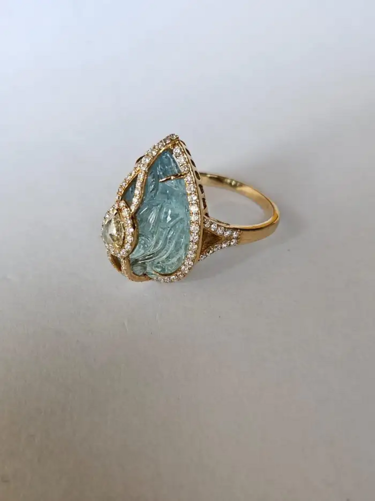 18k Yellow Gold Handmade Statement Ring - Natural Aquamarine & Rose Cut Diamonds Cocktail Ring
