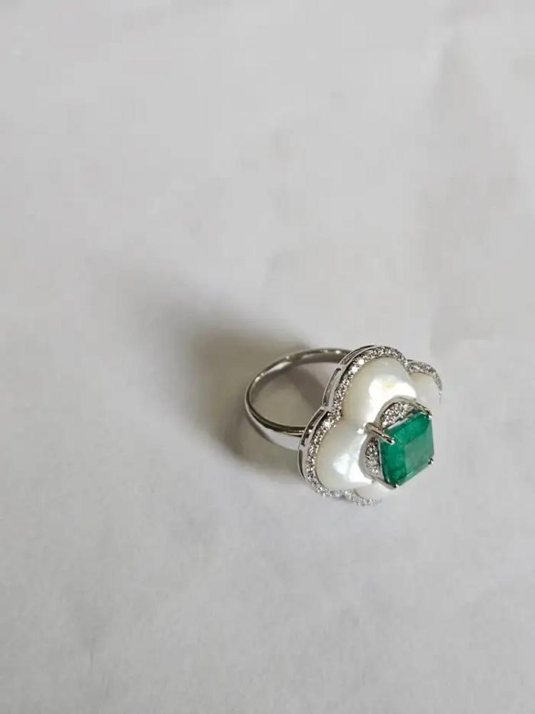 Natural Zambian Emerald Gold Ring - 18k White Gold Diamond & Mother Of Pearl Wedding Ring
