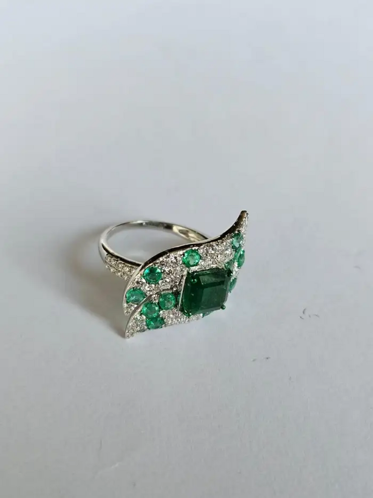 18k White Gold 1.17 Ct. Diamond Engagement Ring Natural Zambian Emerald Gemstone Women Jewelry